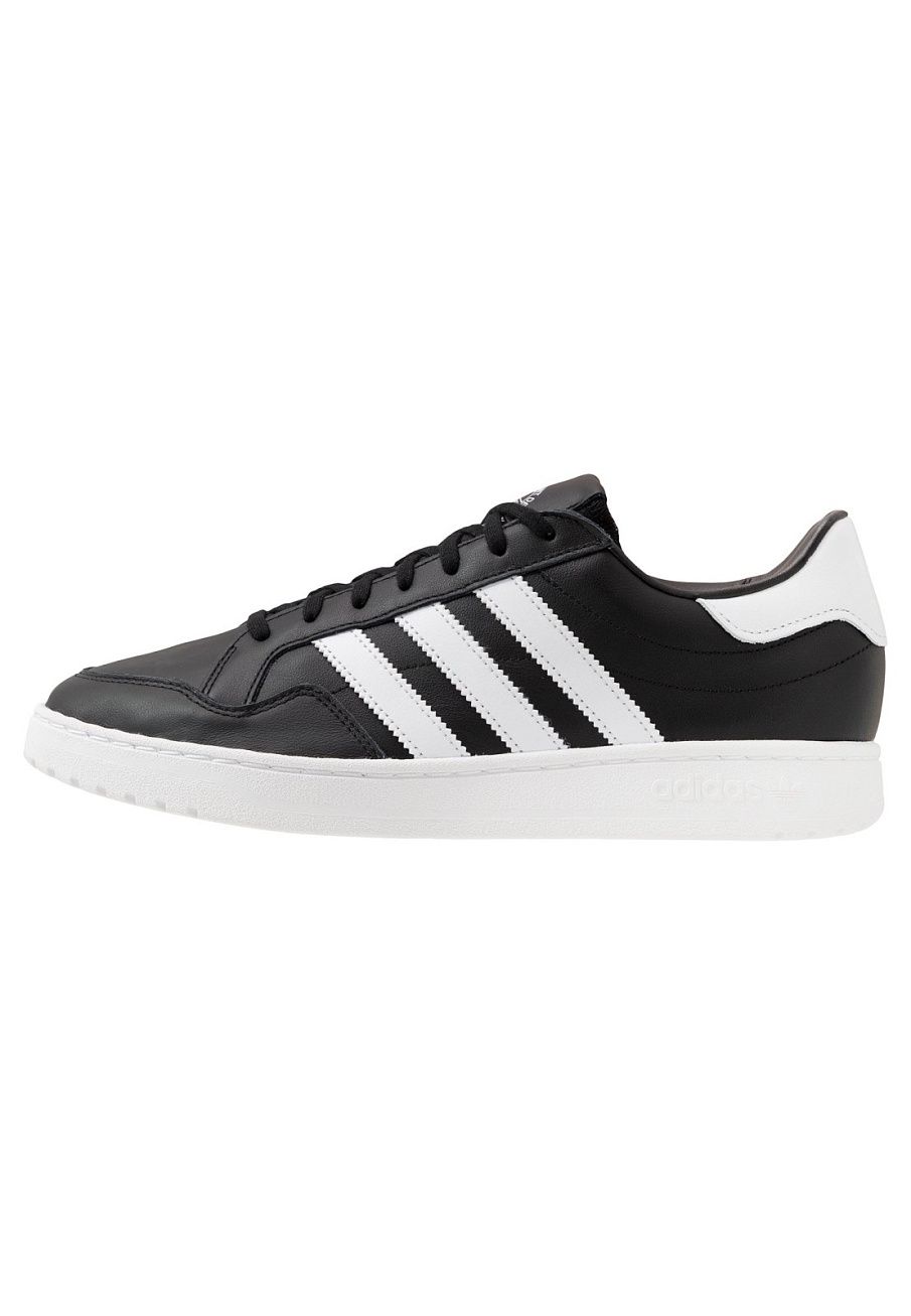 Фото № 1 с приближением к товару «‎Adidas Team Court »