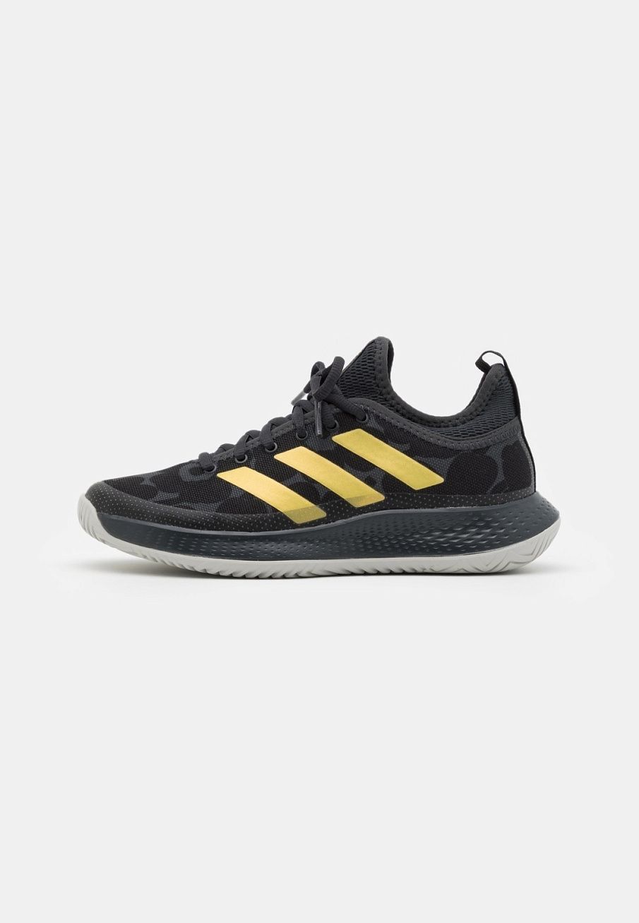 Фото № 1 с приближением к товару «‎Adidas Defiant Generation»