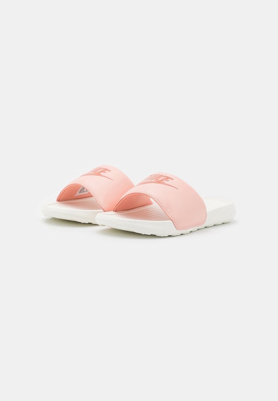 Фото № 2 с приближением к товару «‎Nike Victori One Slide»