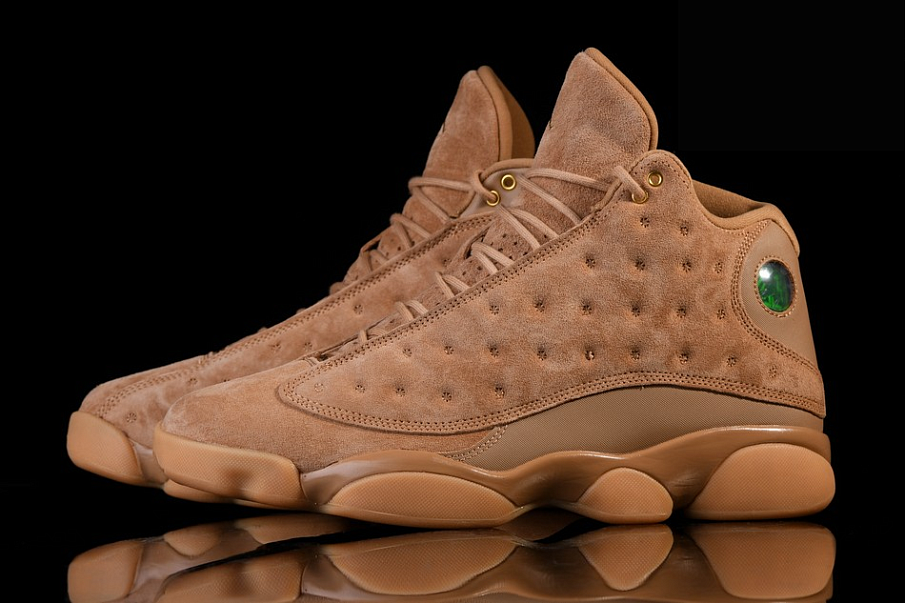 Фото № 2 с приближением к товару «‎Nike Air Jordan 13 Retro Wheat Pack »