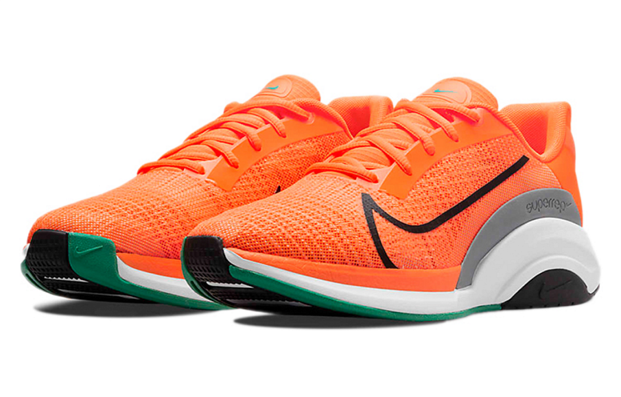 Фото № 3 с приближением к товару «‎Nike ZoomX SuperRep Surge Low-Top Training Shoes Orange»