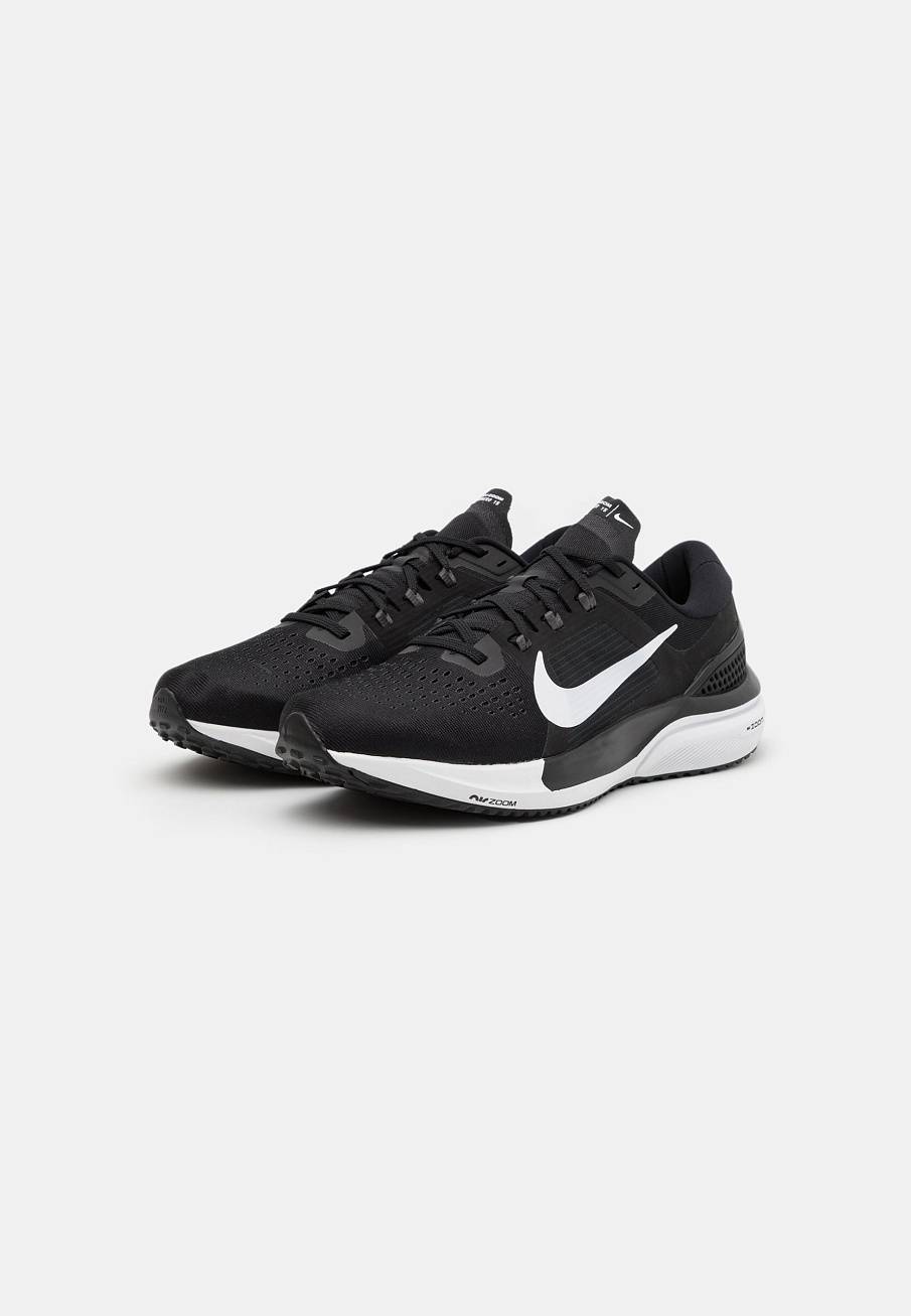 Фото № 1 с приближением к товару «‎Nike Air Zoom Vomero 15»