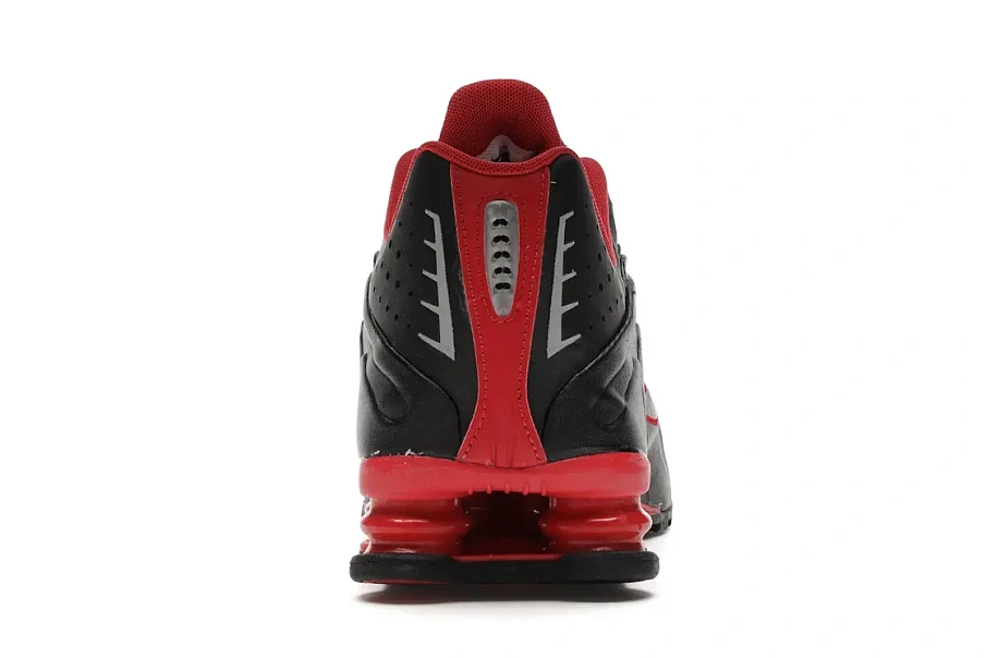 Фото № 4 с приближением к товару «‎Nike Shox R4 Black Metallic Silver Red»