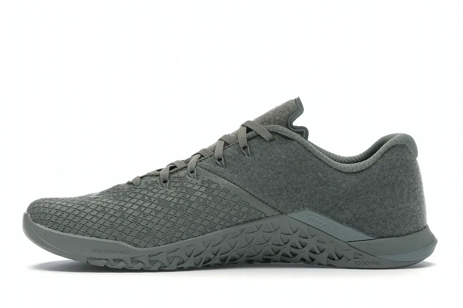 Фото № 3 с приближением к товару «‎Nike Metcon 4 Patches Dark Stucco»
