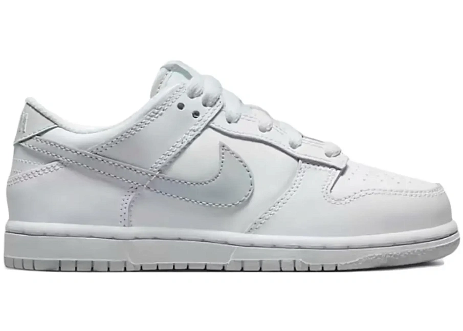 Фото № 1 с приближением к товару «‎Nike Dunk Low»