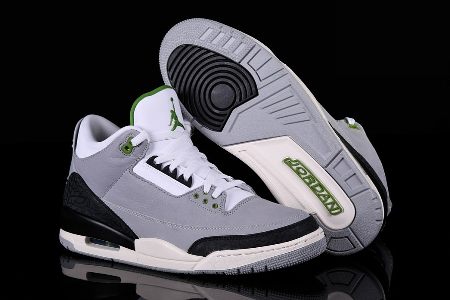 Фото № 3 с приближением к товару «‎Air Jordan 3 Retro Chlorophyll»