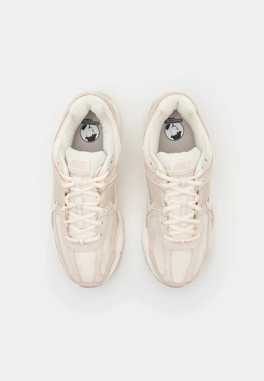 Фото № 4 с приближением к товару «‎ZOOM VOMERO 5»