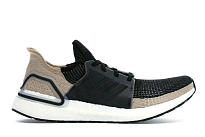 Фото № 1 с приближением к товару «‎adidas Ultra Boost 2019 Core Black Raw Sand»
