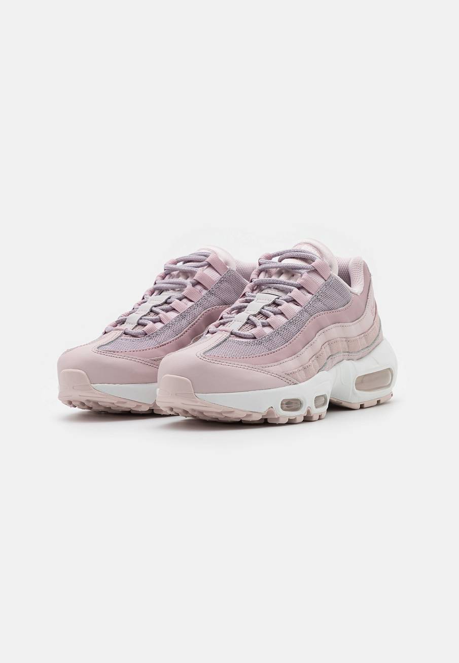 Фото № 3 с приближением к товару «‎Nike Air Max 95 »