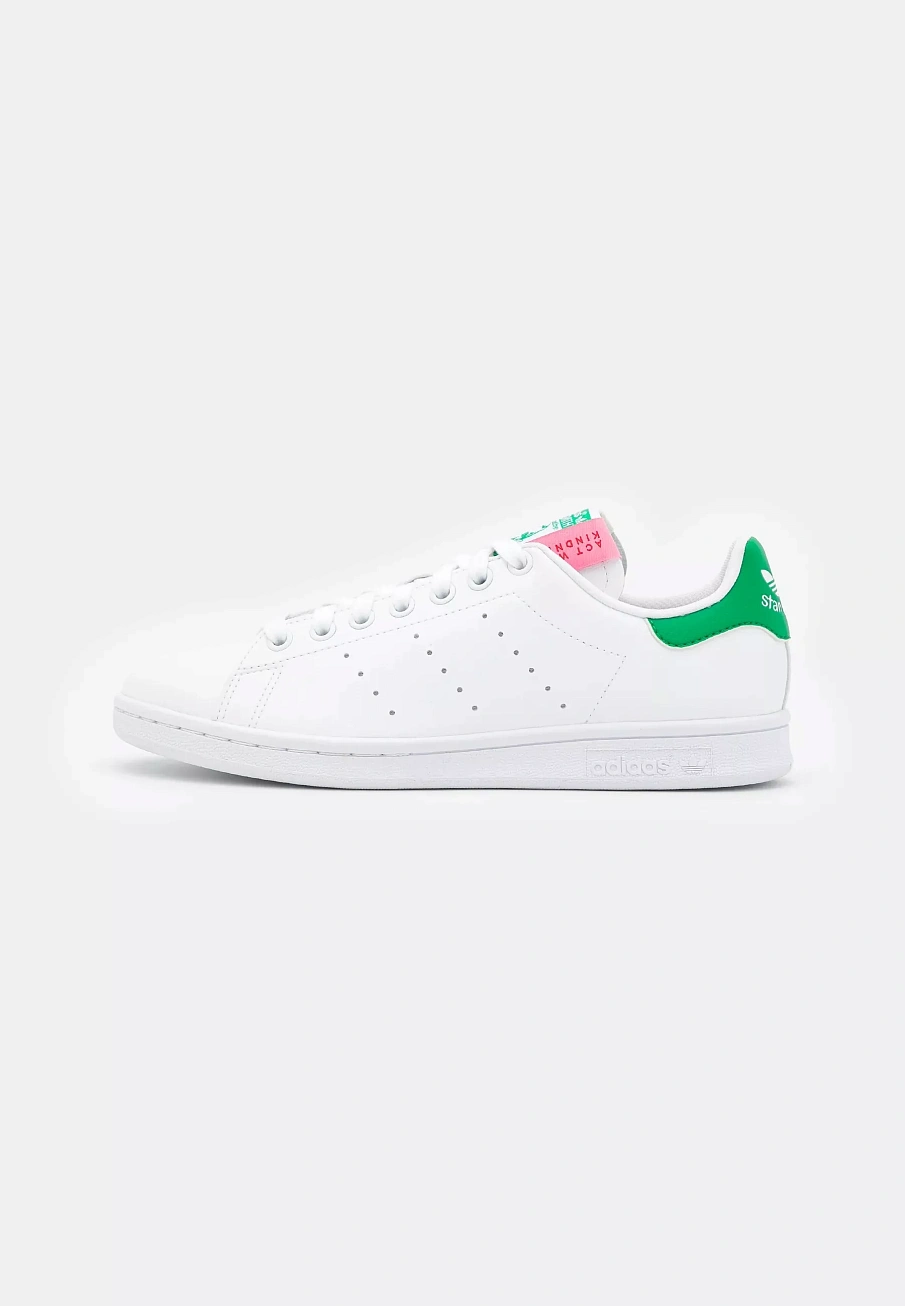 Фото № 2 с приближением к товару «‎STAN SMITH »