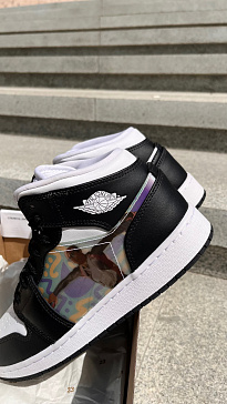 Фото № 2 с приближением к товару «‎Air Jordan 1 Mid»