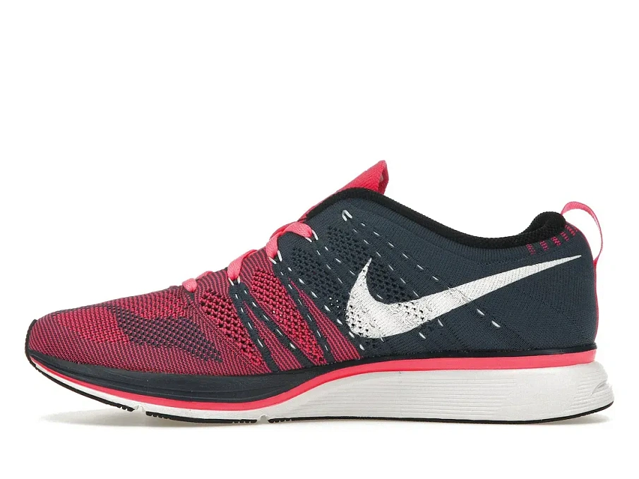 Фото № 3 с приближением к товару «‎Nike Flyknit Trainer + Squadron Blue/White-Pink Flash»
