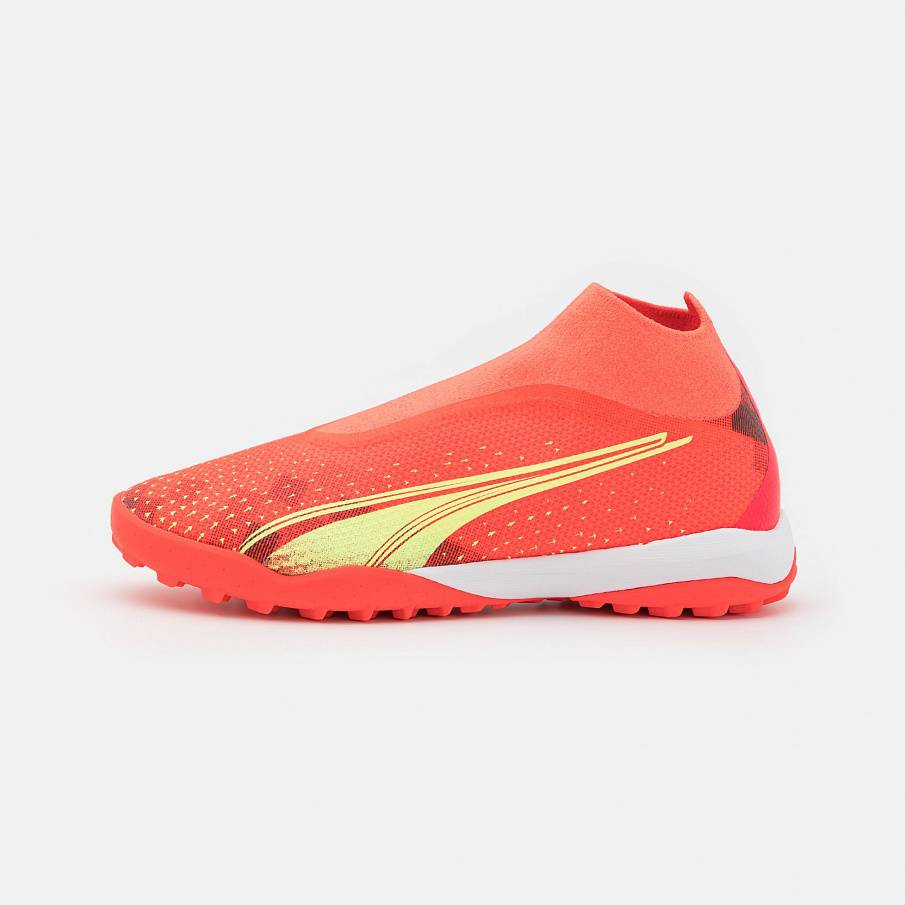 Фото № 1 с приближением к товару «‎Puma Ultra Match+ LL TT»