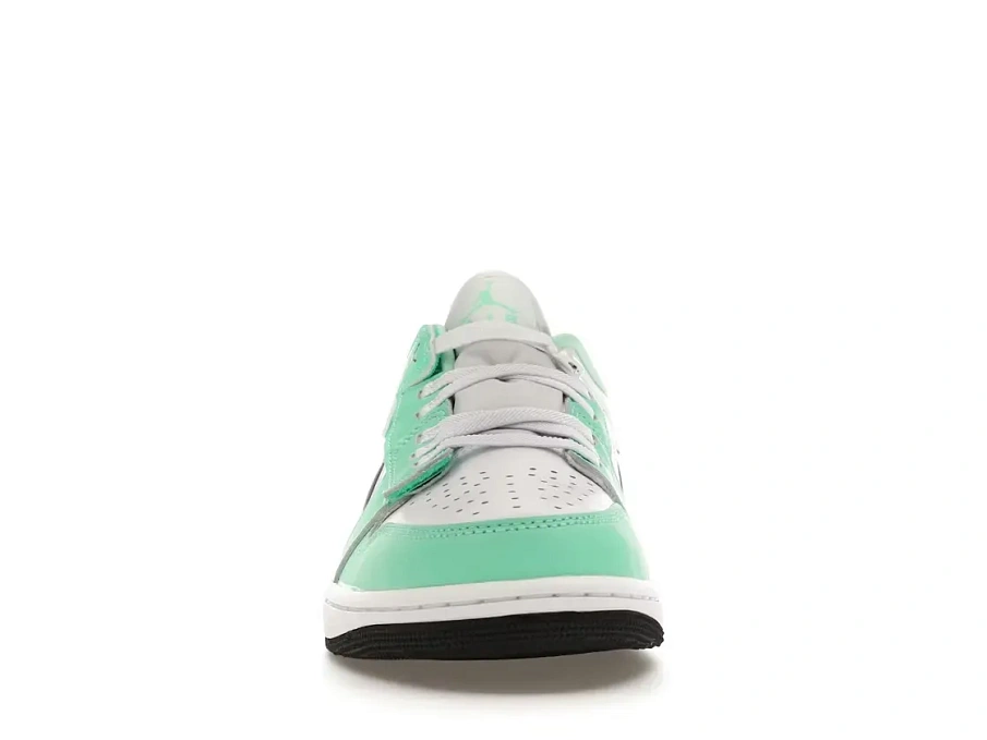 Фото № 2 с приближением к товару «‎Jordan 1 Low Flyease»