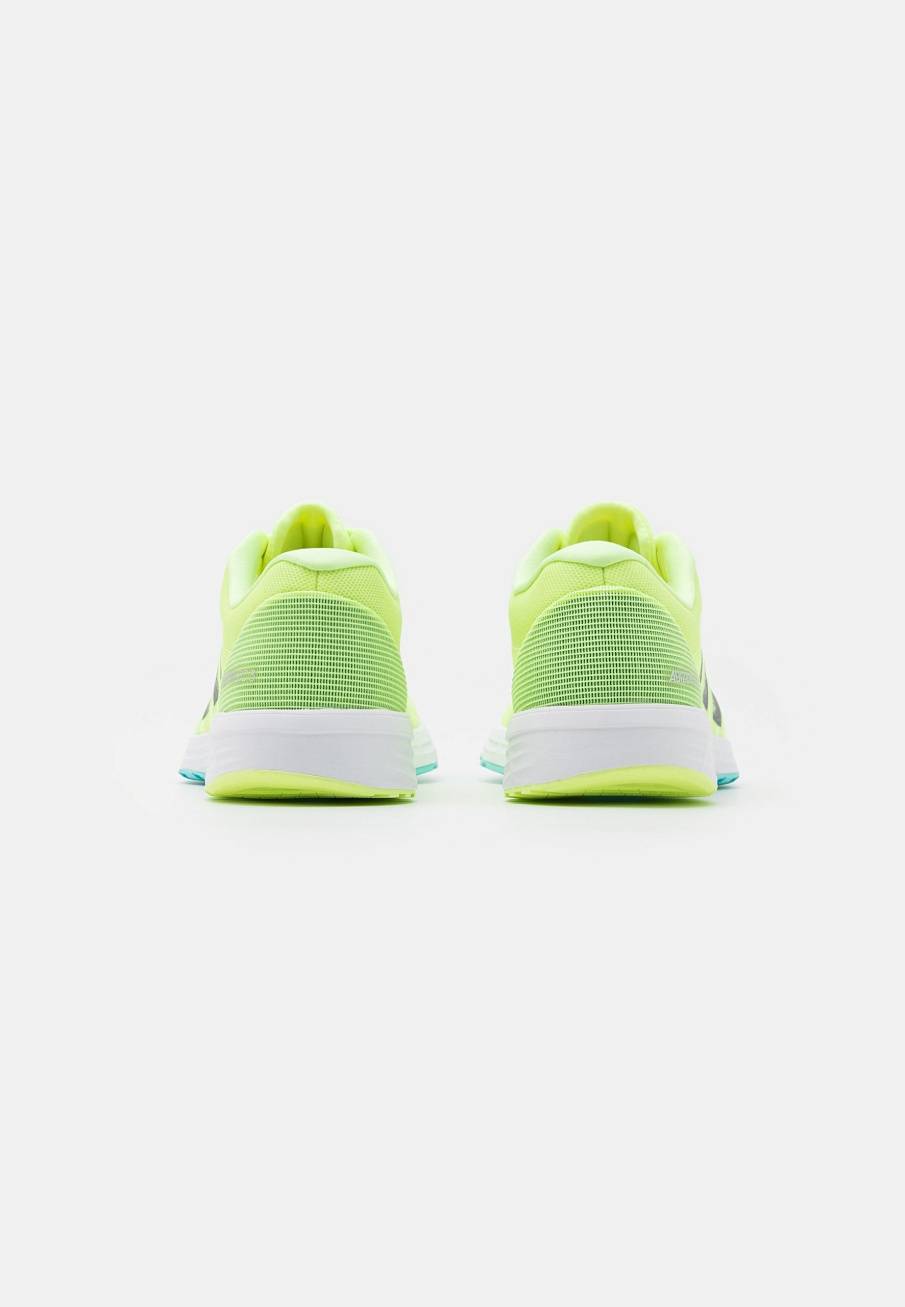 Фото № 3 с приближением к товару «‎Adidas Adizero RC 3 »