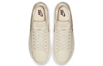 Nike Blazer Low LX W - 7