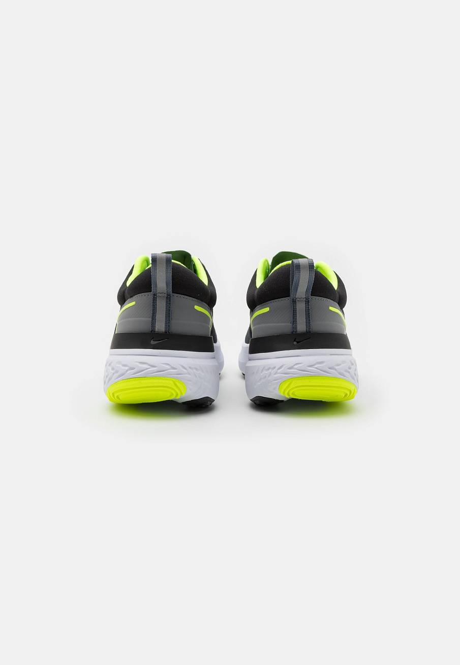 Фото № 3 с приближением к товару «‎Nike React Miler»