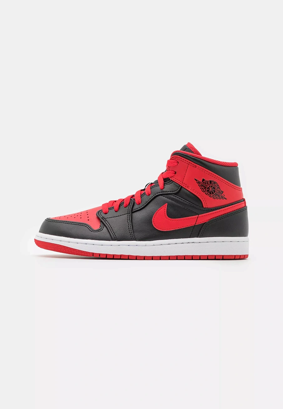 Фото № 1 с приближением к товару «‎AIR JORDAN 1 MID»