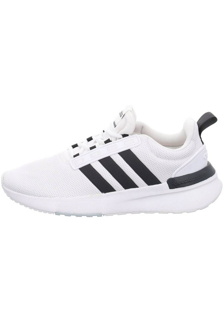 Фото № 1 с приближением к товару «‎Adidas Racer »