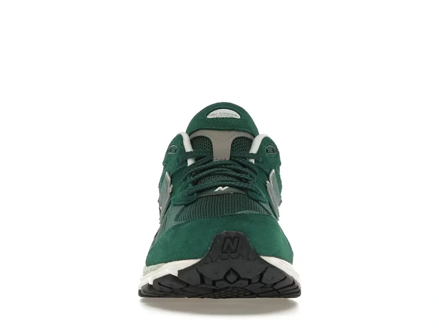 Фото № 2 с приближением к товару «‎New Balance 2002R»