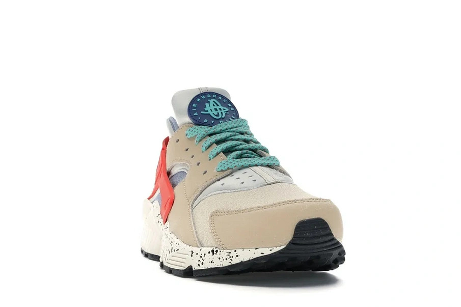 Фото № 4 с приближением к товару «‎Nike Air Huarache Run Desert Ore Hyper Jade»