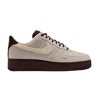 Фото № 1 с приближением к товару «‎Nike Women's Air Force 1 07 Sail Mystic Dates Team Red Sail»