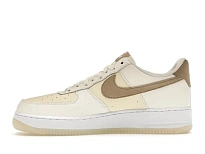 Фото № 3 с приближением к товару «‎Nike Air Force 1 Low '07 LV8»