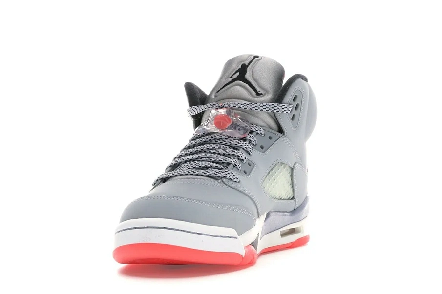 Фото № 2 с приближением к товару «‎Jordan 5 Retro Hot Lava »