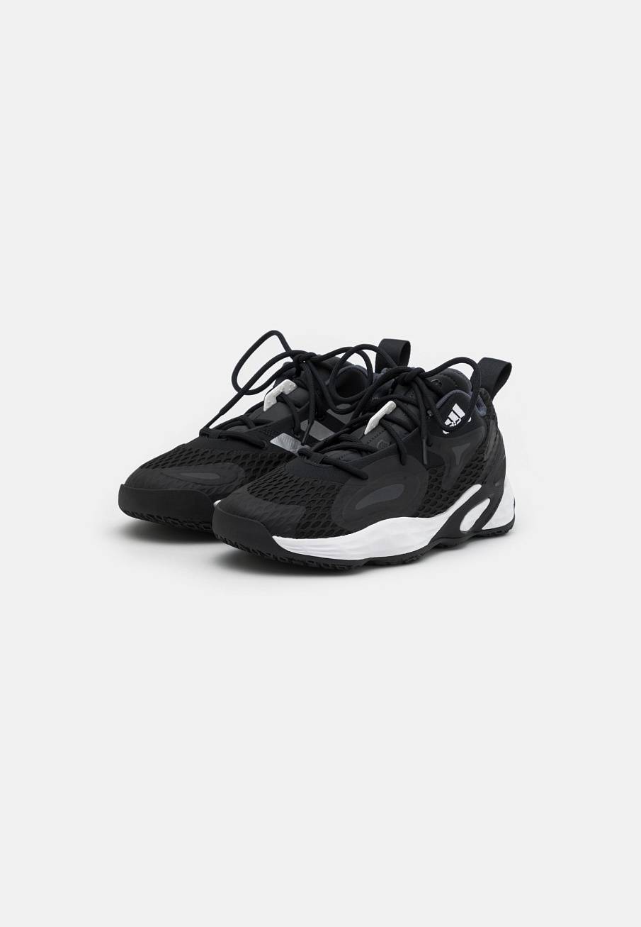 Фото № 2 с приближением к товару «‎Adidas Exhibit Away Team Lightstrike Shoes»