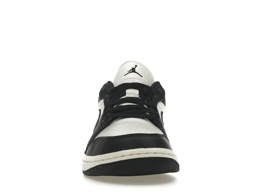 Фото № 2 с приближением к товару «‎Jordan 1 Low SE Vintage Panda »
