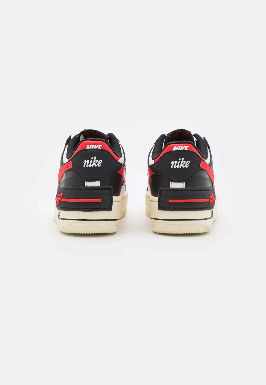 Фото № 3 с приближением к товару «‎AIR FORCE 1 SHADOW»