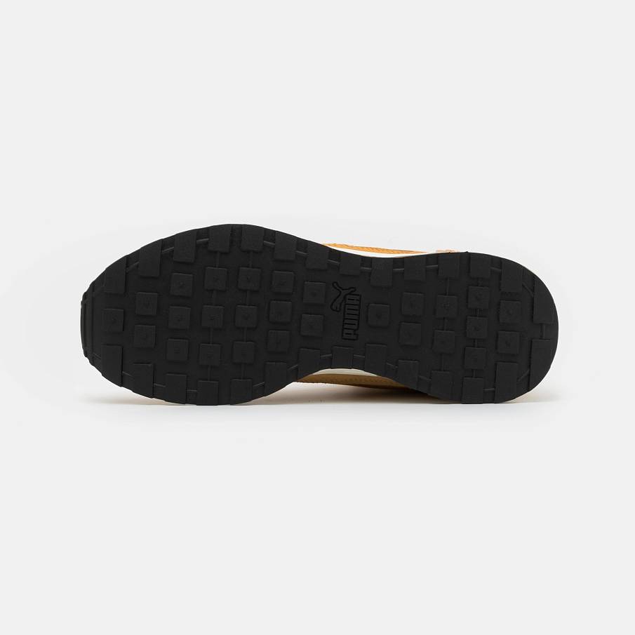 Фото № 4 с приближением к товару «‎Puma Graviton »