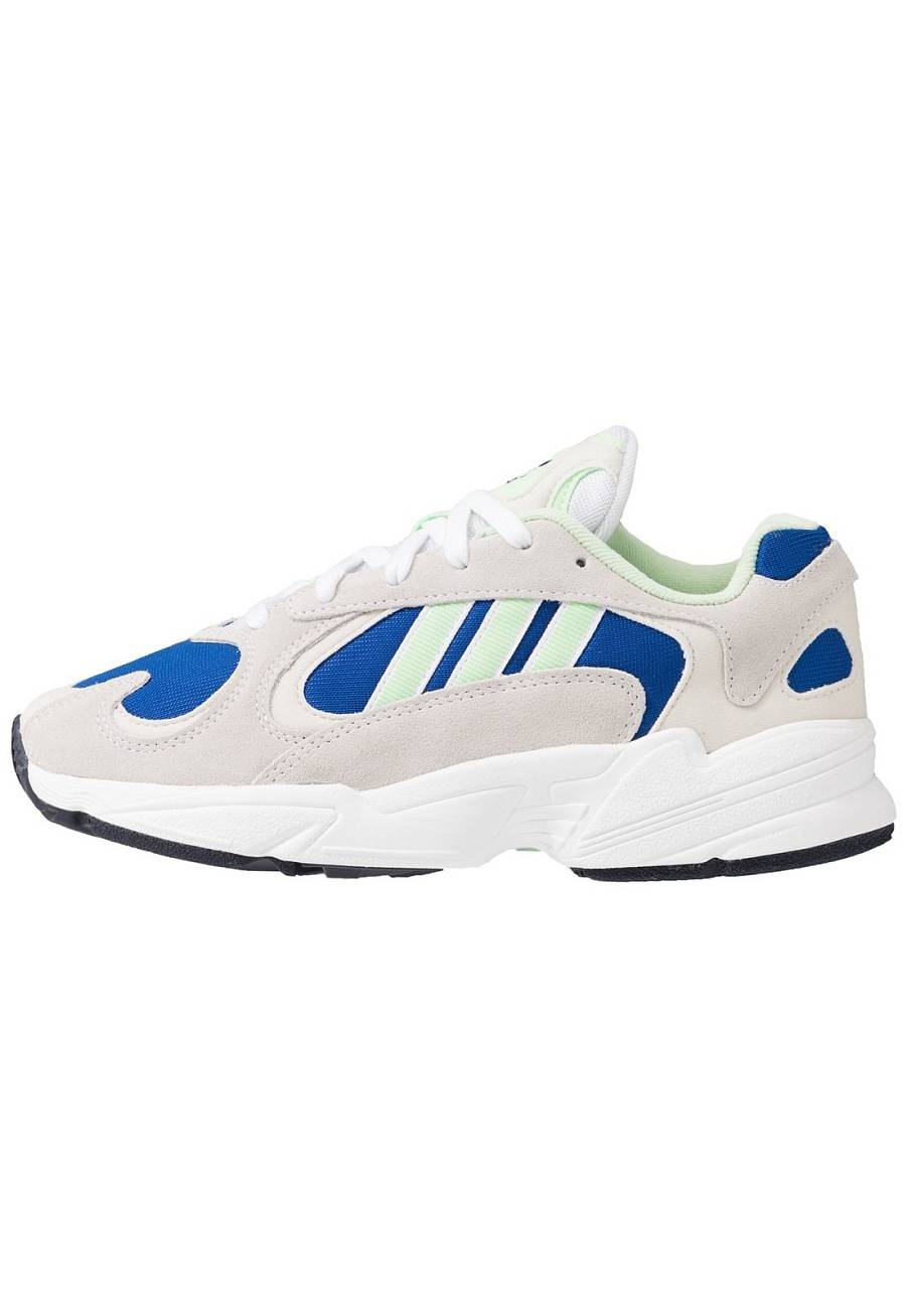 Фото № 1 с приближением к товару «‎Adidas Yung-1 »