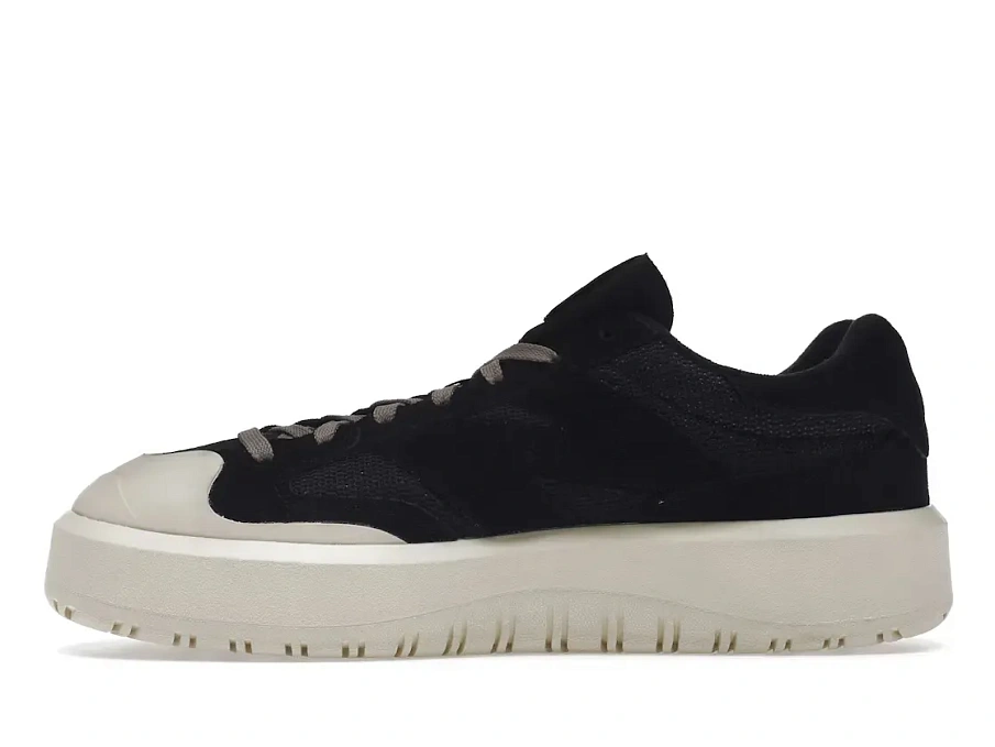 Фото № 3 с приближением к товару «‎New Balance CT302»