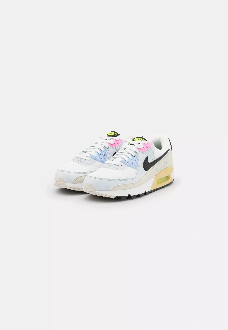 Фото № 2 с приближением к товару «‎W AIR MAX 90»