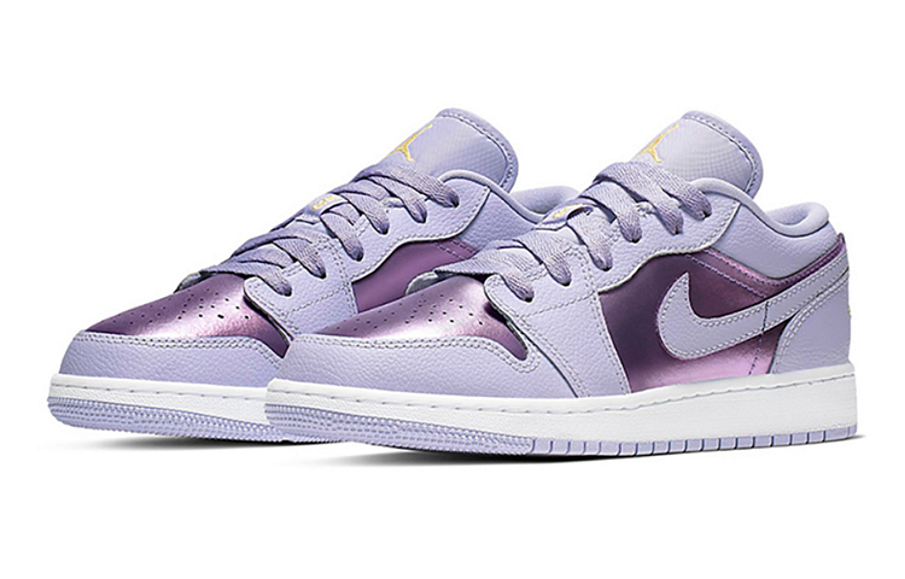 Фото № 2 с приближением к товару «‎Nike Air Jordan 1 Low Oxygen Purple»