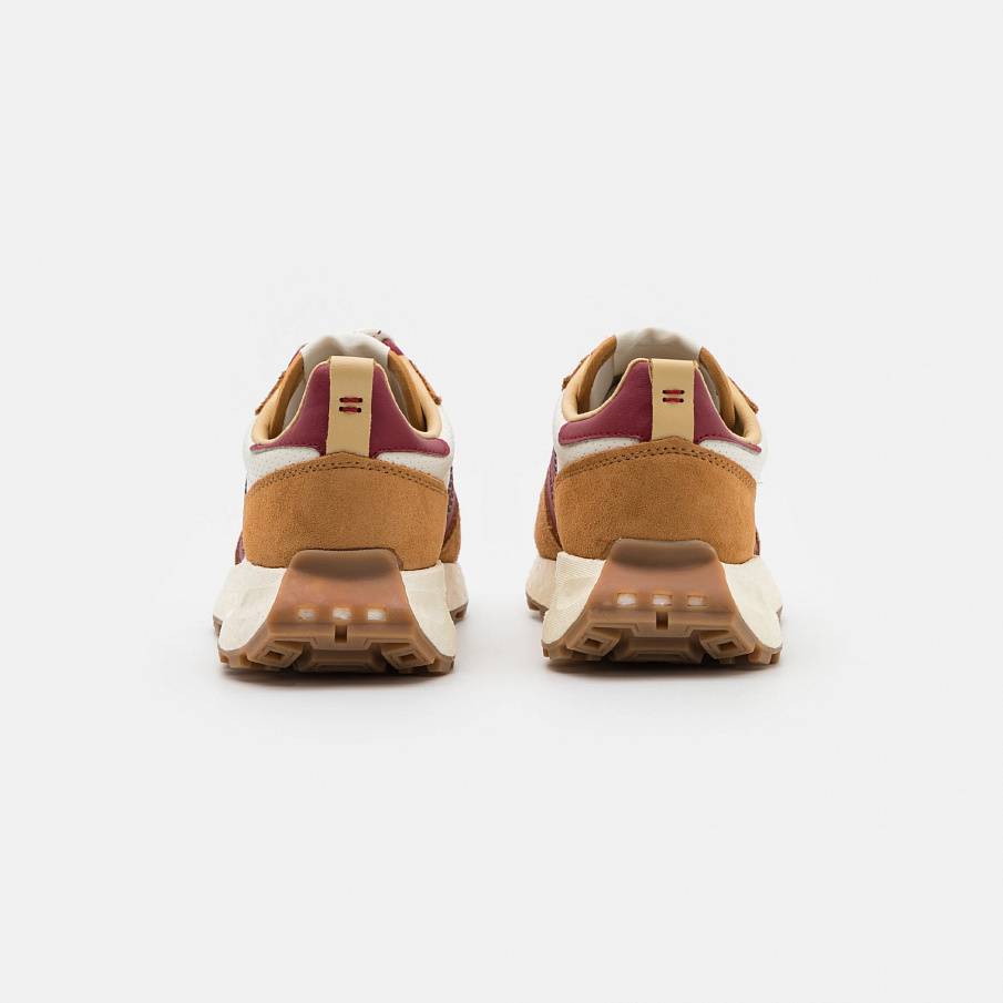 Фото № 3 с приближением к товару «‎Adidas Retropy E5 »