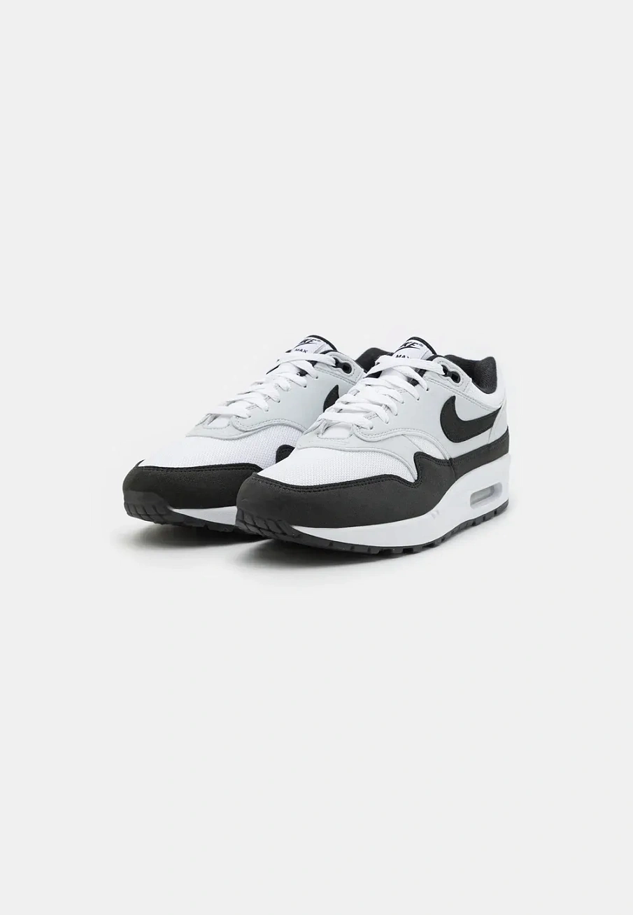 Фото № 2 с приближением к товару «‎AIR MAX 1»
