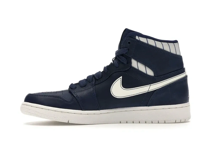 Фото № 3 с приближением к товару «‎Jordan 1 Retro Jeter RE2PECT»