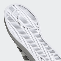 Фото № 5 с приближением к товару «‎Adidas Superstar»
