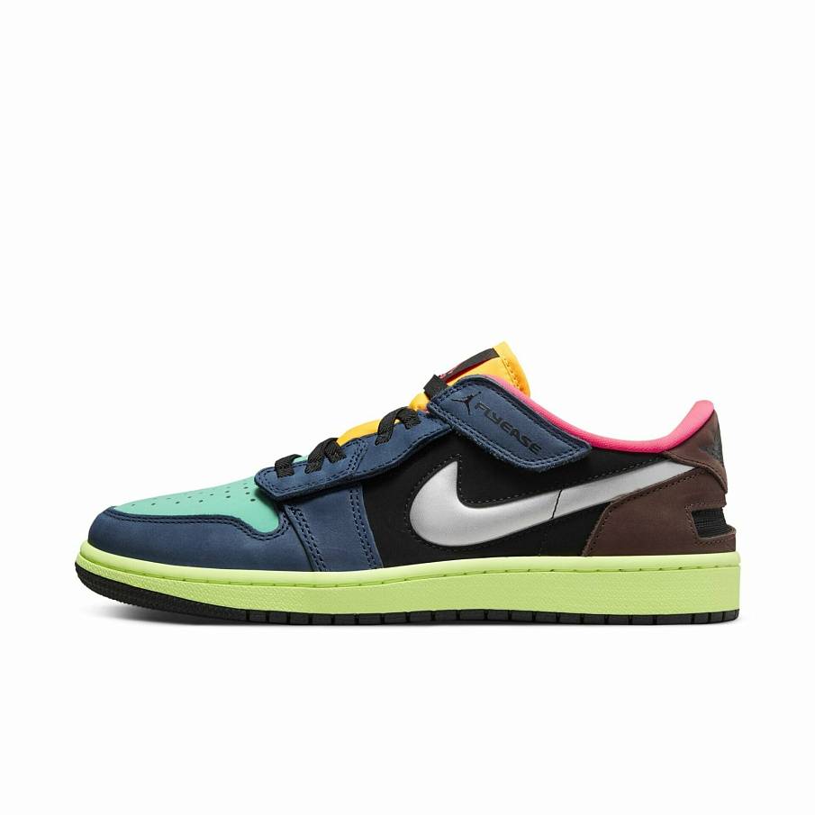 Фото № 1 с приближением к товару «‎Air Jordan 1 »