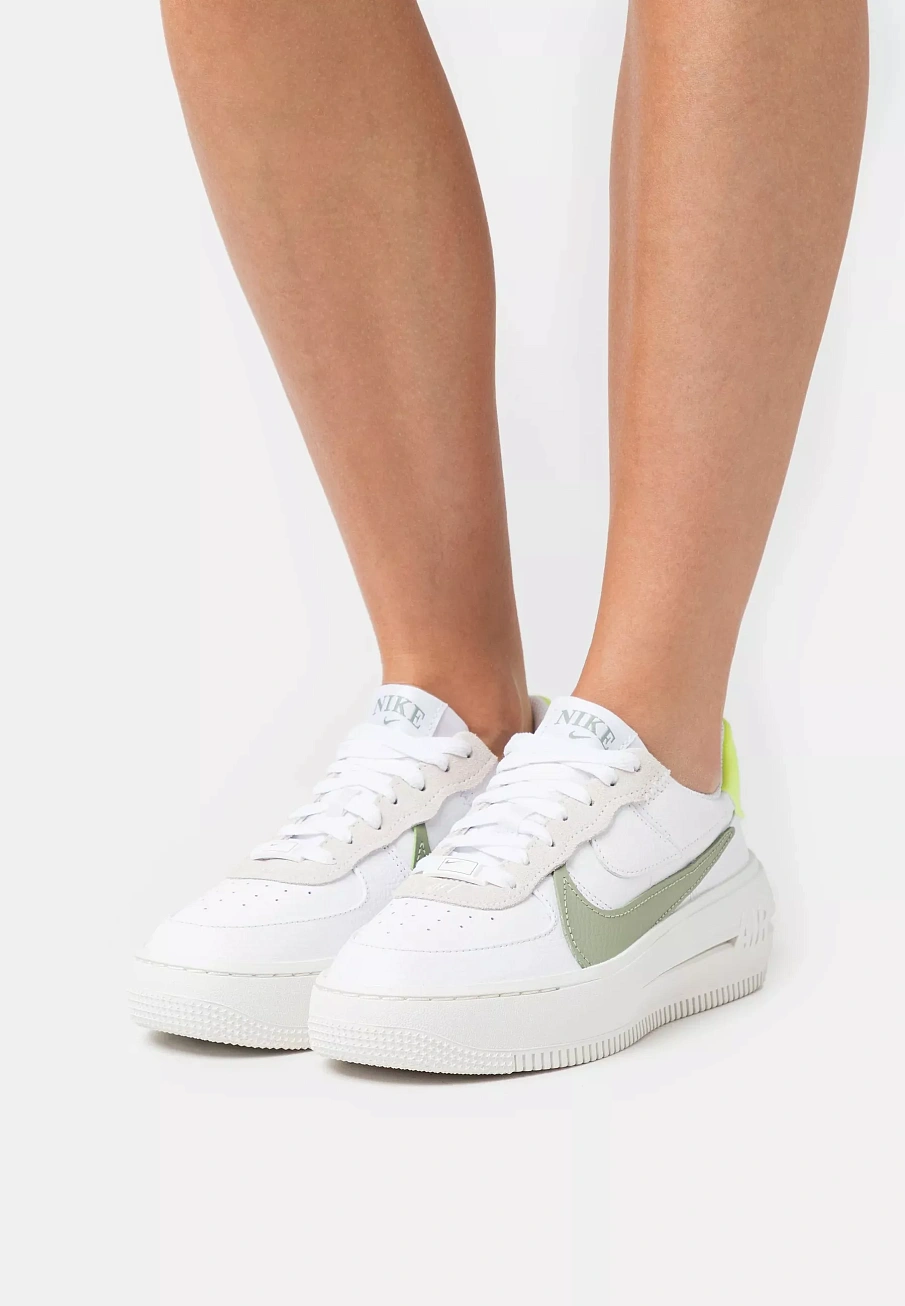 Фото № 1 с приближением к товару «‎WMNS AF1 PLT.AF.ORM CG»