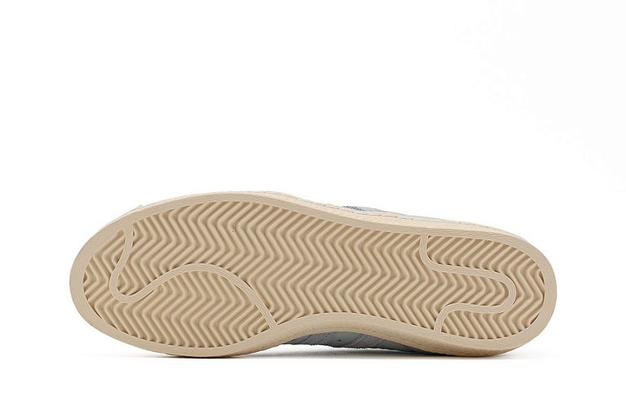 Фото № 5 с приближением к товару «‎Adidas Superstar 82»