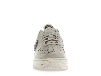 Nike Air Force 1 LV8 - 2