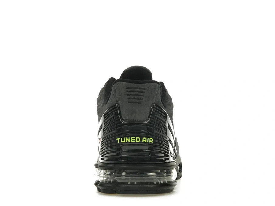 Фото № 4 с приближением к товару «‎Nike Air Max Plus 3 Black Volt»