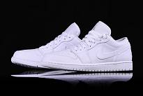 Фото № 3 с приближением к товару «‎Nike Air Jordan 1 Retro Triple »