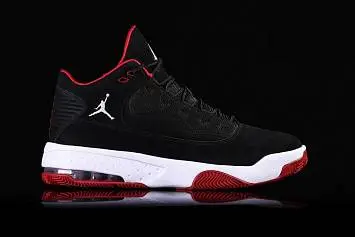 Nike Air Jordan Max Aura 2 - 2