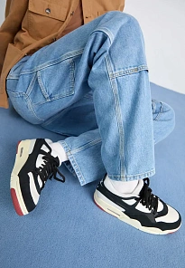 Фото № 2 с приближением к товару «‎AIR JORDAN 4 RM»