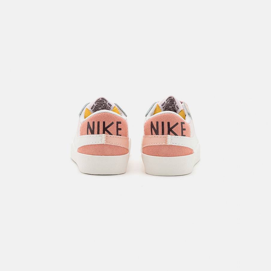 Фото № 3 с приближением к товару «‎Nike W Blazer ’77 Jumbo »
