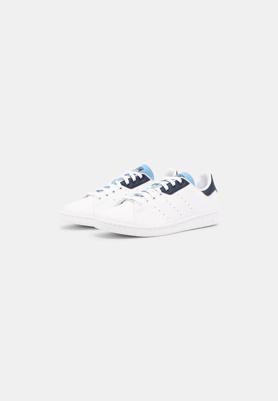 Фото № 2 с приближением к товару «‎Adidas Stan Smith »